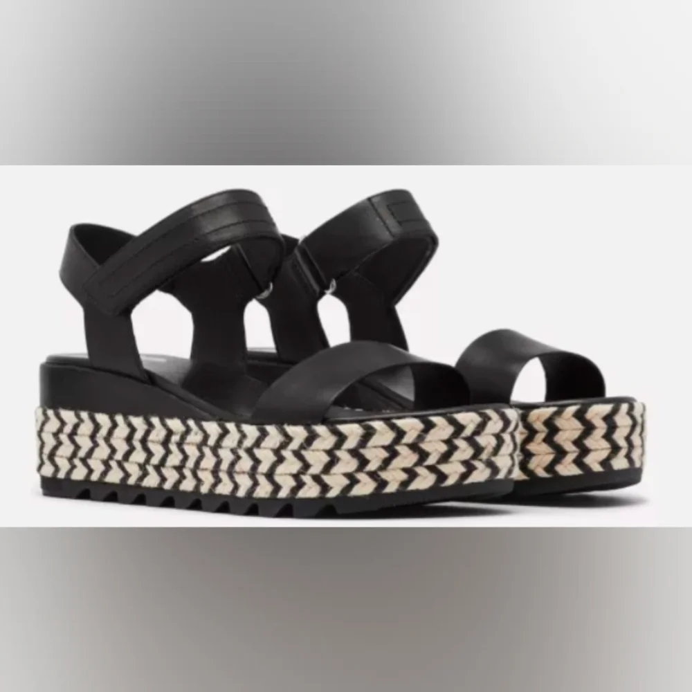 Sorel Women's Cameron™ Flatform Sandals Mixed Sizes R 8.5/ L7.5 MSRP $135